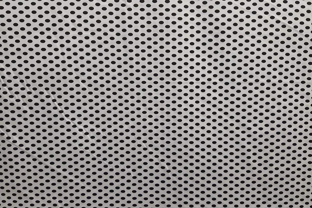 Rainbow Fabrics Black Dots On White Printed Cotton