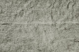 Rainbow Fabrics F1: Fine Black Hair On Off White Faux Fur