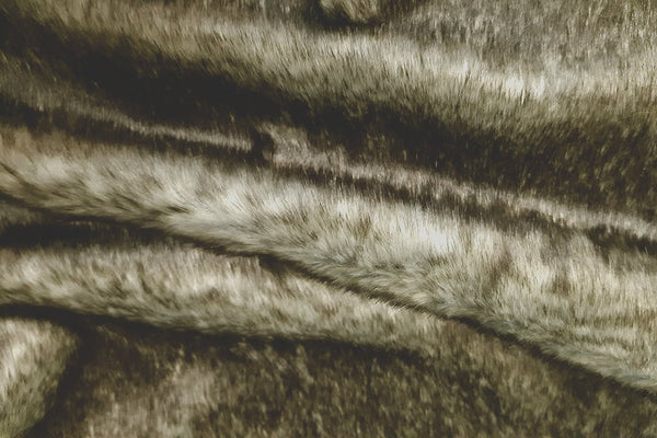 Rainbow Fabrics F1: Wolf - Dark Grey And Black Wolf Faux Fur