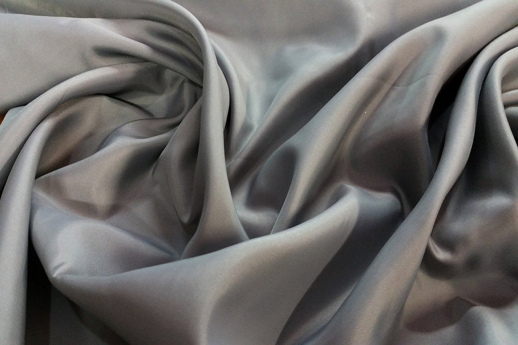 Rainbow Fabrics L1: Light Grey Lining