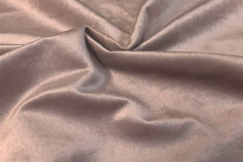 Rainbow Fabrics LV: Light Opera Mauve Velvet