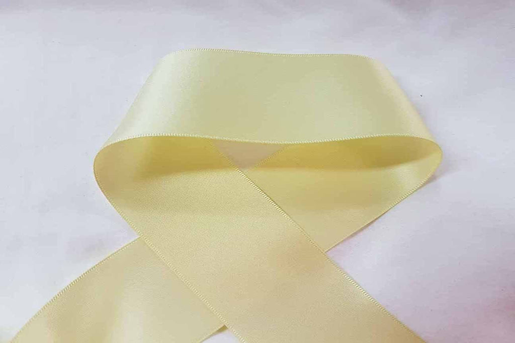 Rainbow Fabrics Pale Lemon Ribbon