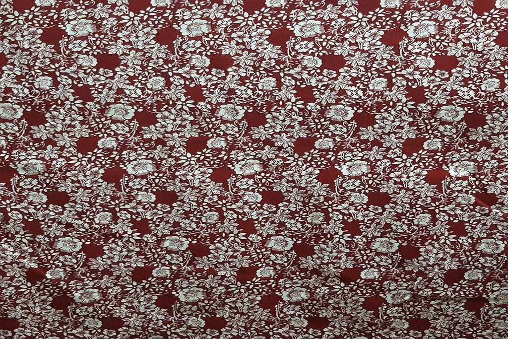 Rainbow Fabrics White Flower Abstract On Light Maroon Printed Cotton