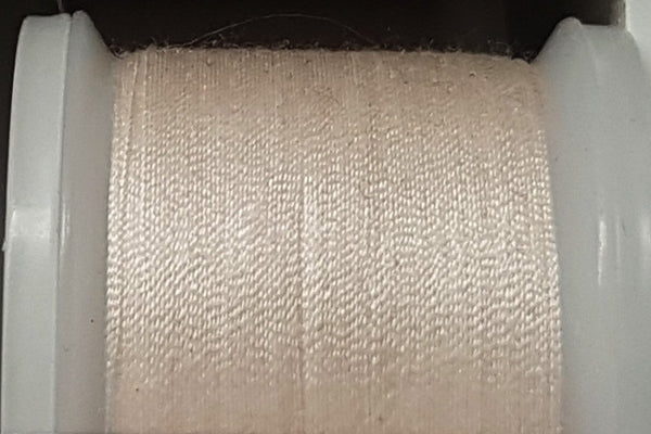 5-8682-White Thread - Rainbow Fabrics