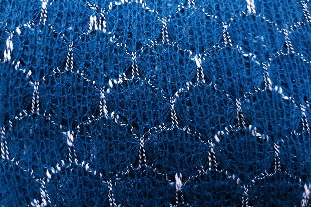 AW: Blue/White Dark Acrylic Wool - Rainbow Fabrics