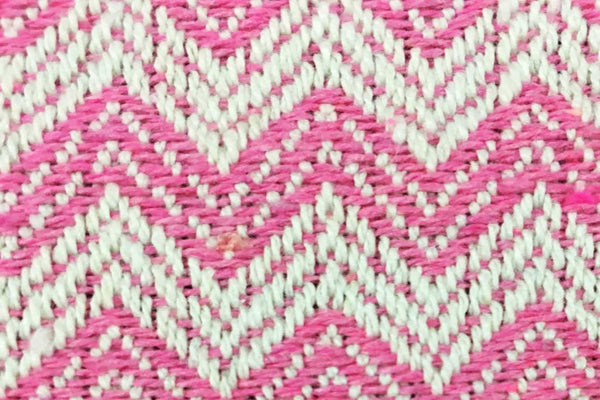 Rainbow Fabrics DU: Pink and White Sawtooth Weave