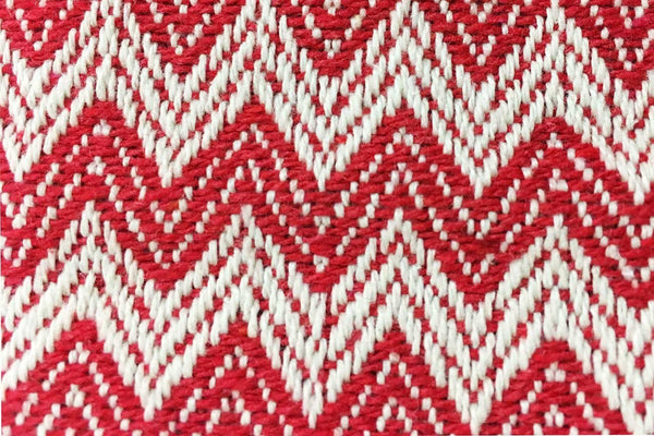 Rainbow Fabrics DU: Red and White Sawtooth Weave