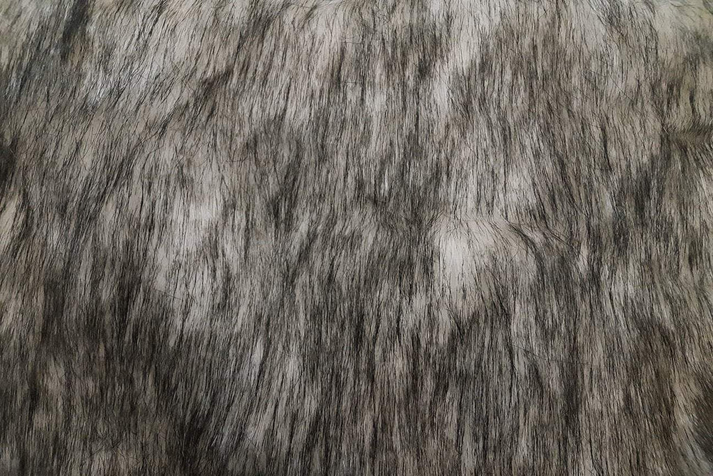 Rainbow Fabrics F1: Black Streak And White Faux Fur