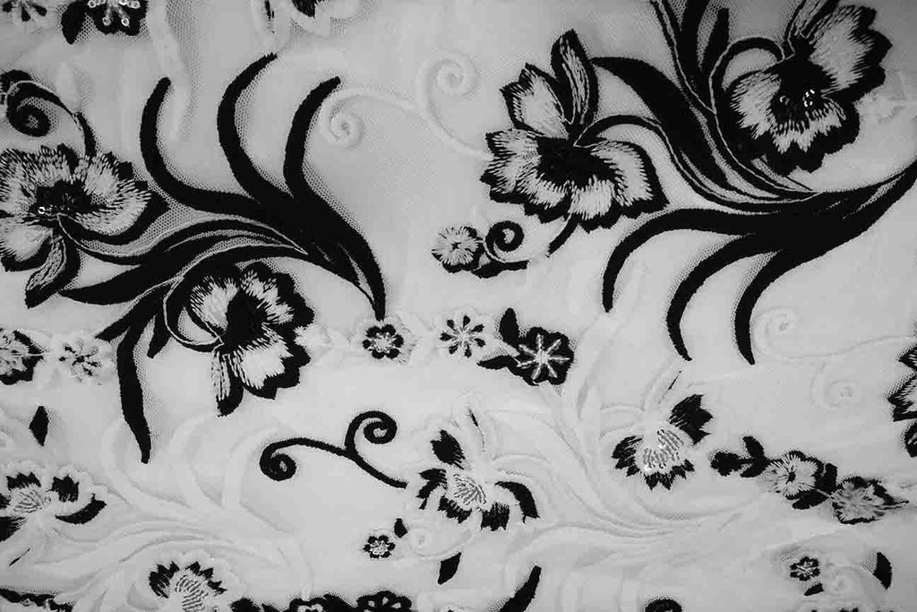 Rainbow Fabrics FL: Flowing Floral Black And White Lace