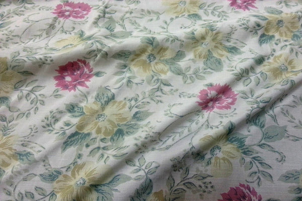 Rainbow Fabrics Floral Watercolour Wash Rayon Rayon