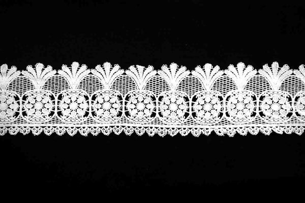 Rainbow Fabrics LT: Pineapple Lace Trim