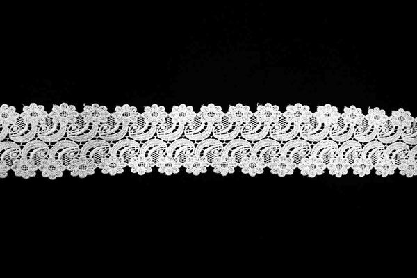 Rainbow Fabrics LT: Shooting Flowers Lace Trim