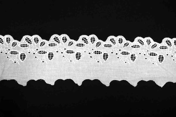 Rainbow Fabrics LT: Simple Leaves Lace Trim