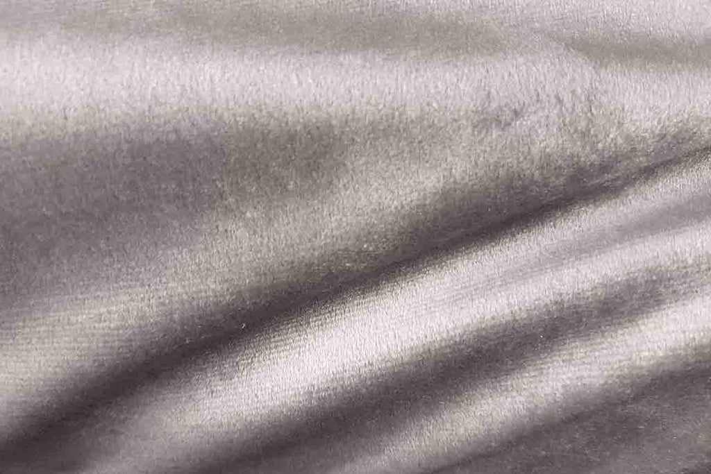 Rainbow Fabrics LV: Silver Velvet