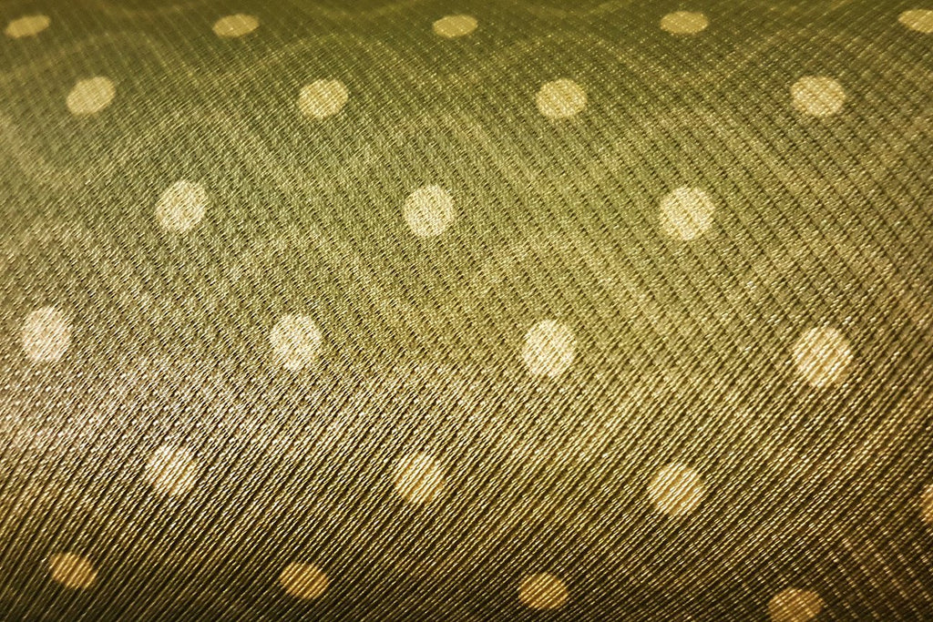 Rainbow Fabrics VE: Snake Eye Green